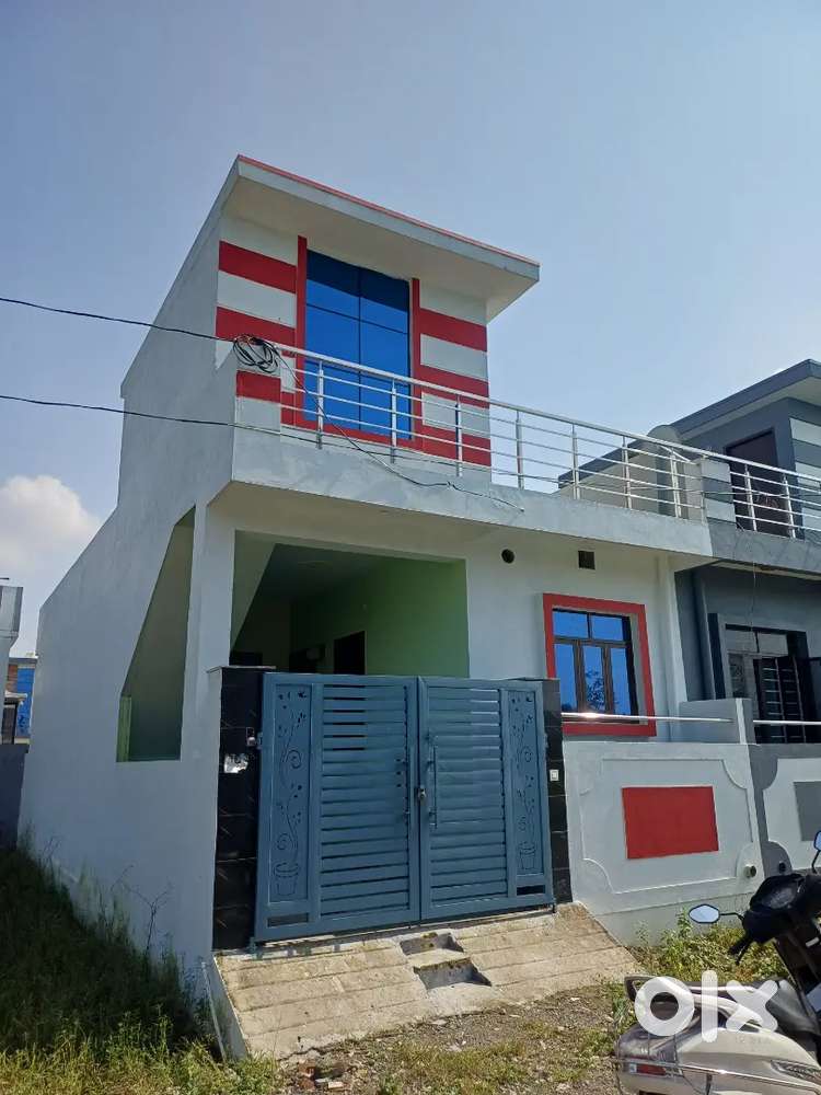 93 gaj house sale rishi vihar in  62 lacs