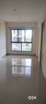 1 bhk lodha crown brand new condition flat open view