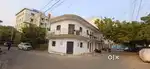 Shering room available for boys