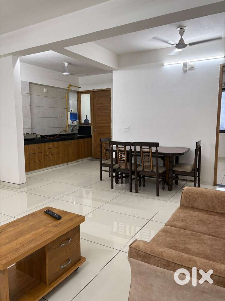 Fully furnished 3BHK