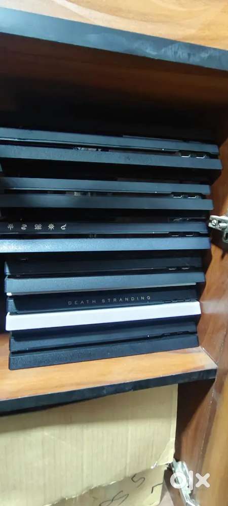 PS4 PLAYSTATION 4  12.02 with games