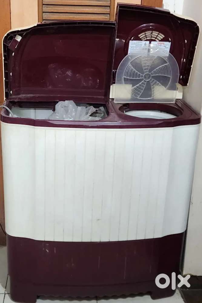 LG 8.5 kg 5 Star Semi-Automatic Top Load Washing Machine