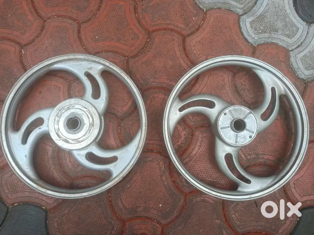 Old Royal Enfield bullet alloy's