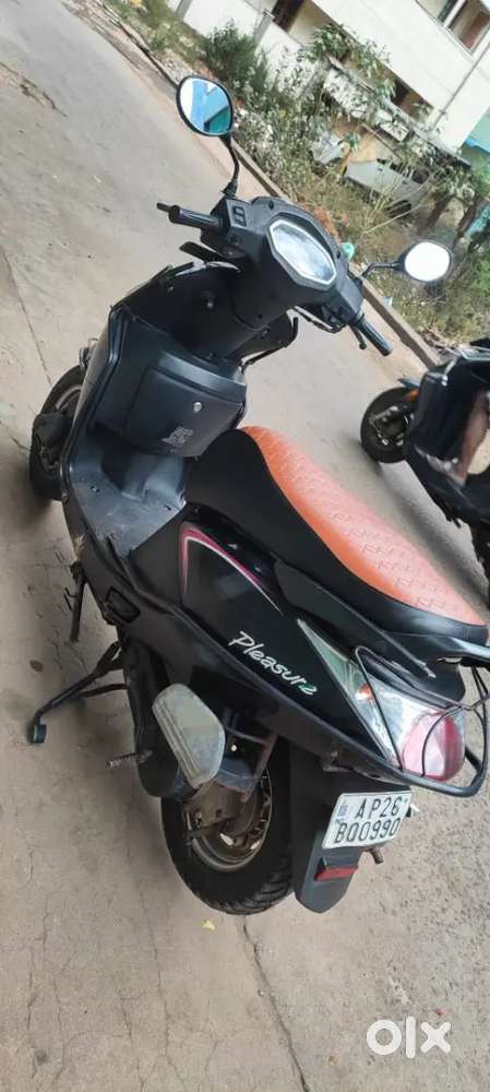 Hero pleasure scooty running condition vehicle no problems