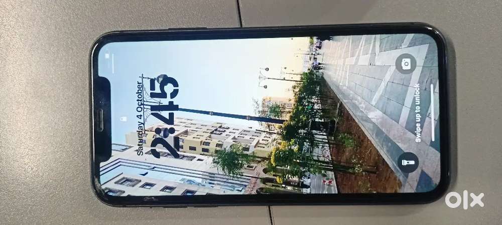 Iphone 11 Black 64 GB, original bill box, original charger