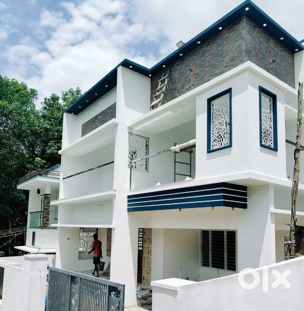New house for sale sreekaryam powdikonam