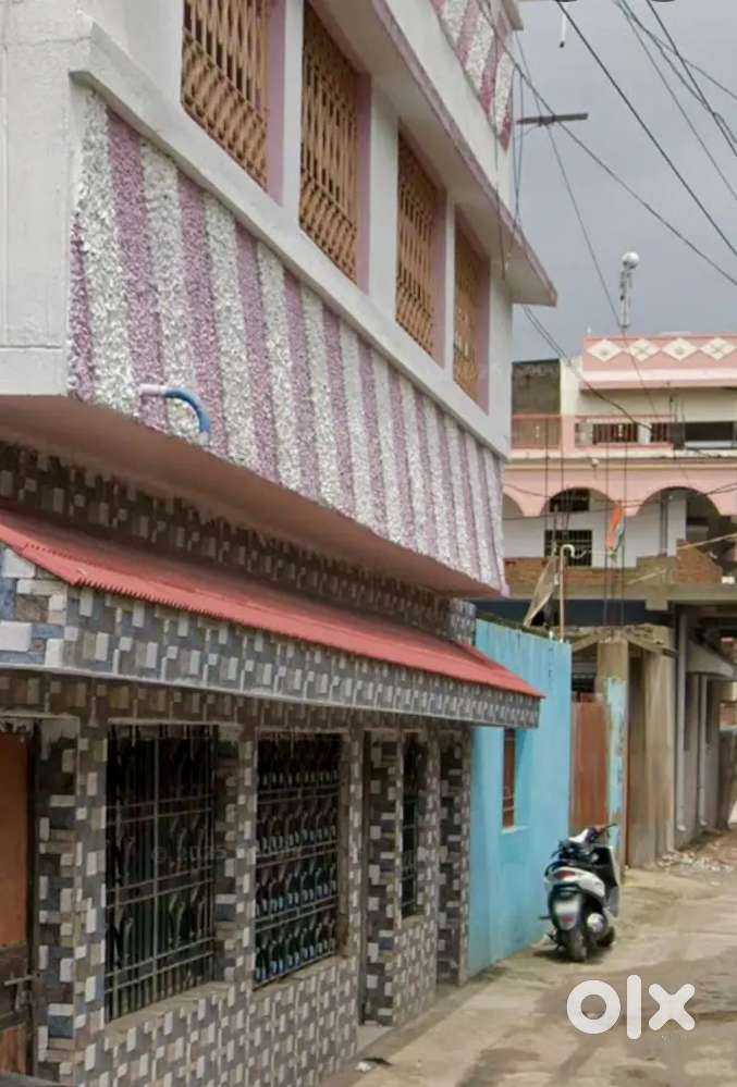 Single room for Bachlors