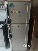 SAMSUNG DOUBLE DOOR FRIDGE