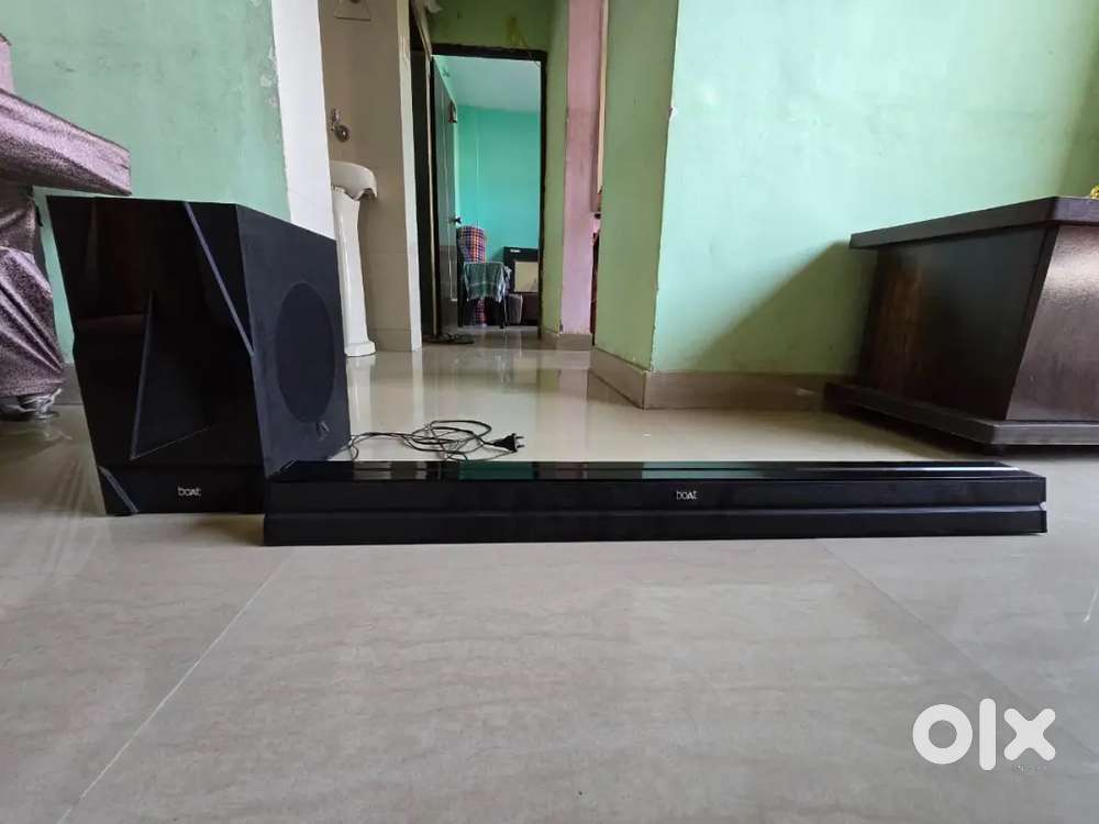 Boat sound bar