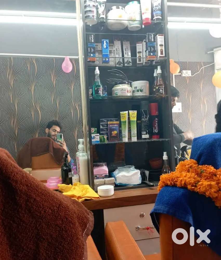 Men's Parlour