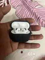 Apple AirPods 4