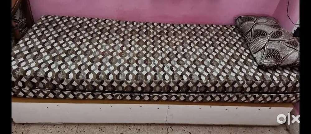 Box type bed for sale