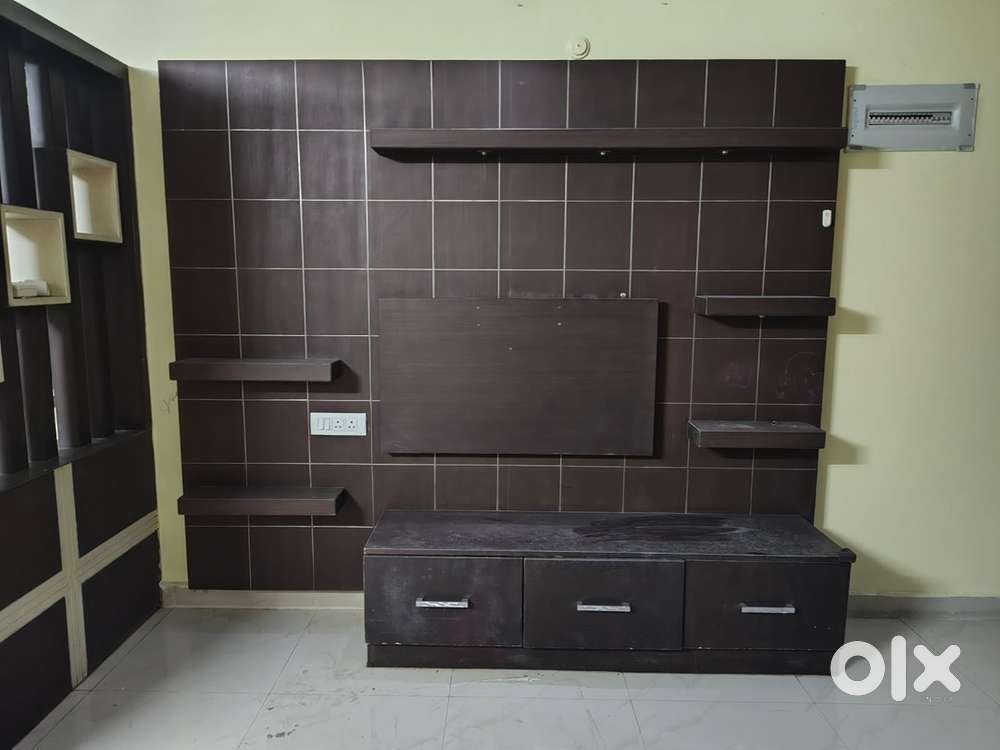 3 BHK semi furnished flat available in gated community