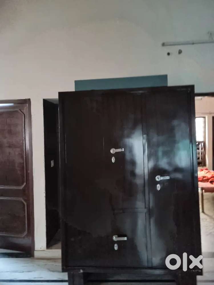 Brand New Almira for Sale-came as marriage gift,but no space at home.