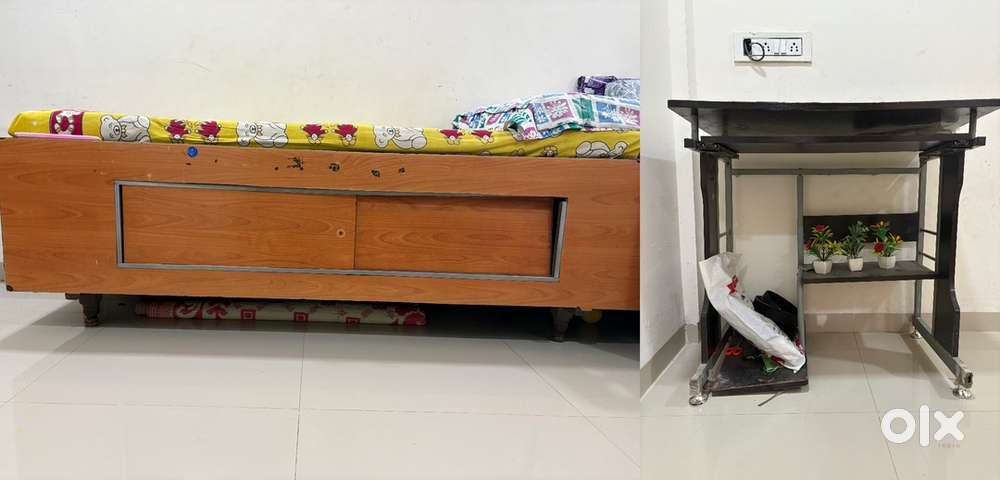 Diwan & Computer table