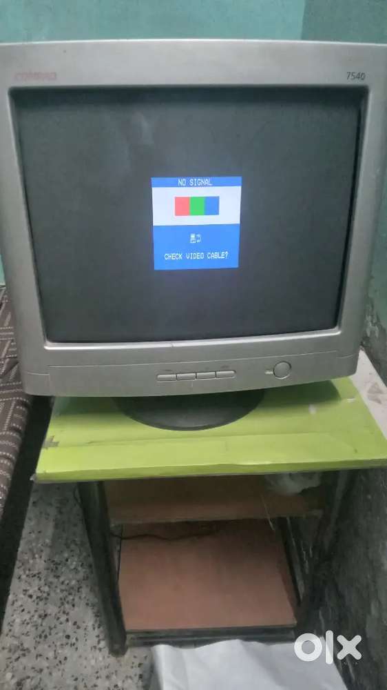 Compaq company monitor