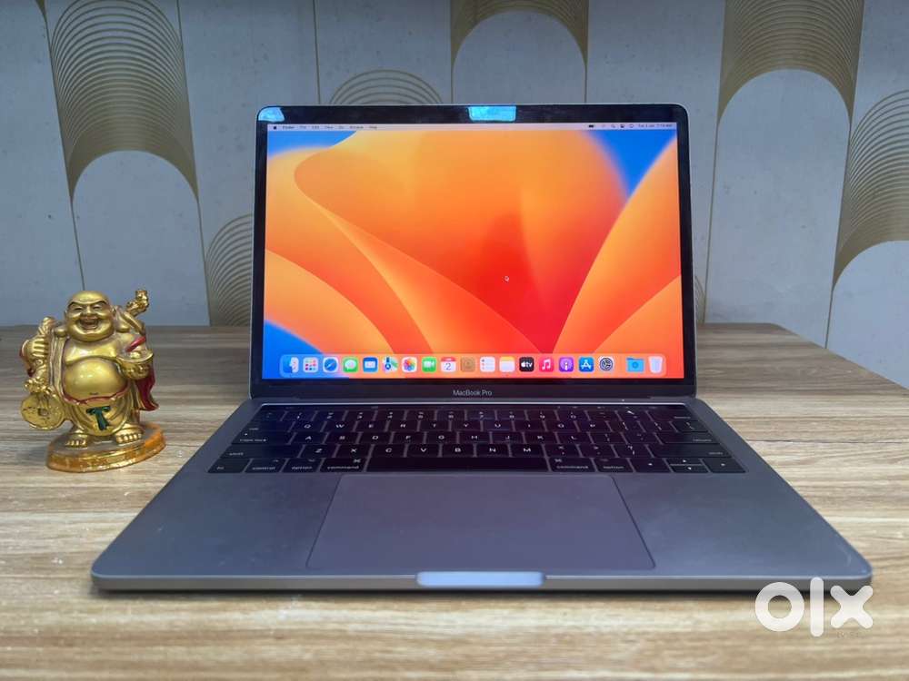 JustMac-Apple MacBook Pro Touch 13” 8 GB RAM/256 GB SSD/Core i5