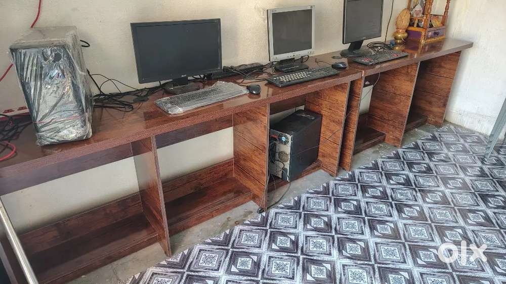 Computer Teacher part time