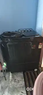 Semi automatic washing machine