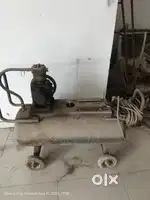 compressor pump with tyres in good condition
