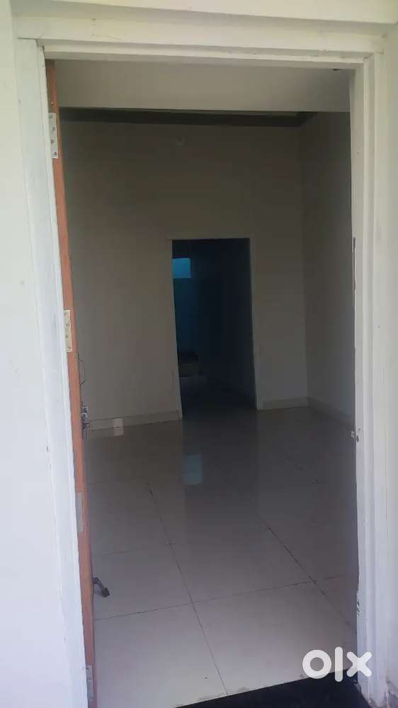 1BHK Room for rent available