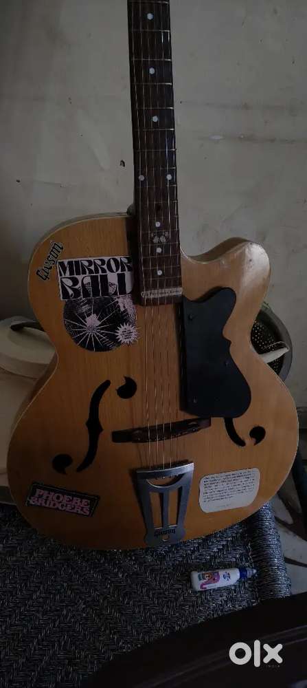 Giveson Guitar