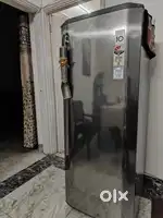 LG 270ltr Refrigerator for sale ( fix price )