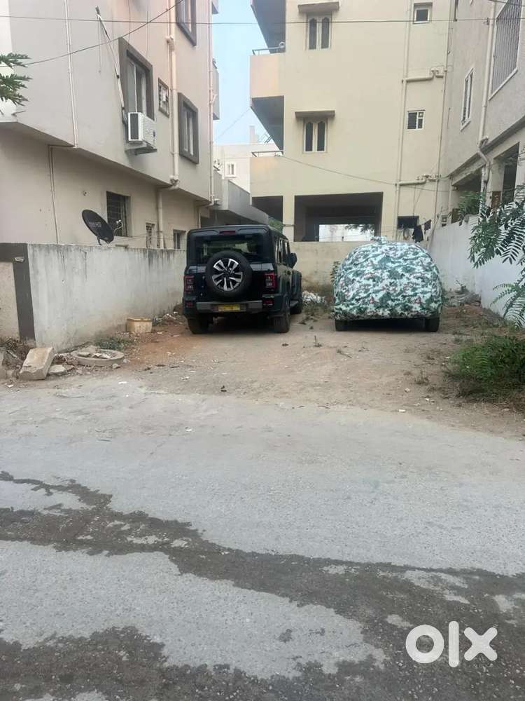 Plot for sale in Neknampur near Narsingi road