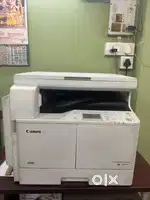 Xerox machine and laminator