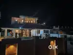 Independent luxury house for sale