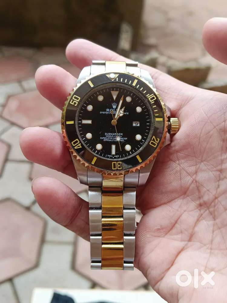 The Oyster Perpetual Sea-Dweller in Oystersteel and yellow gold 