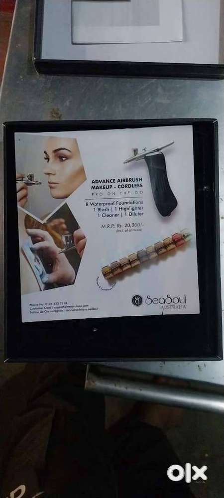 Air brush make-up machine