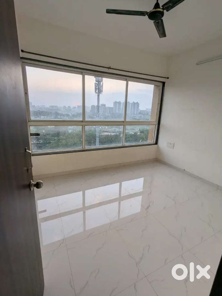 2Bhk flat for sale Near by Amanora city