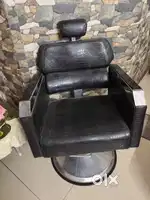 Parlour chairs and spa machine for sale