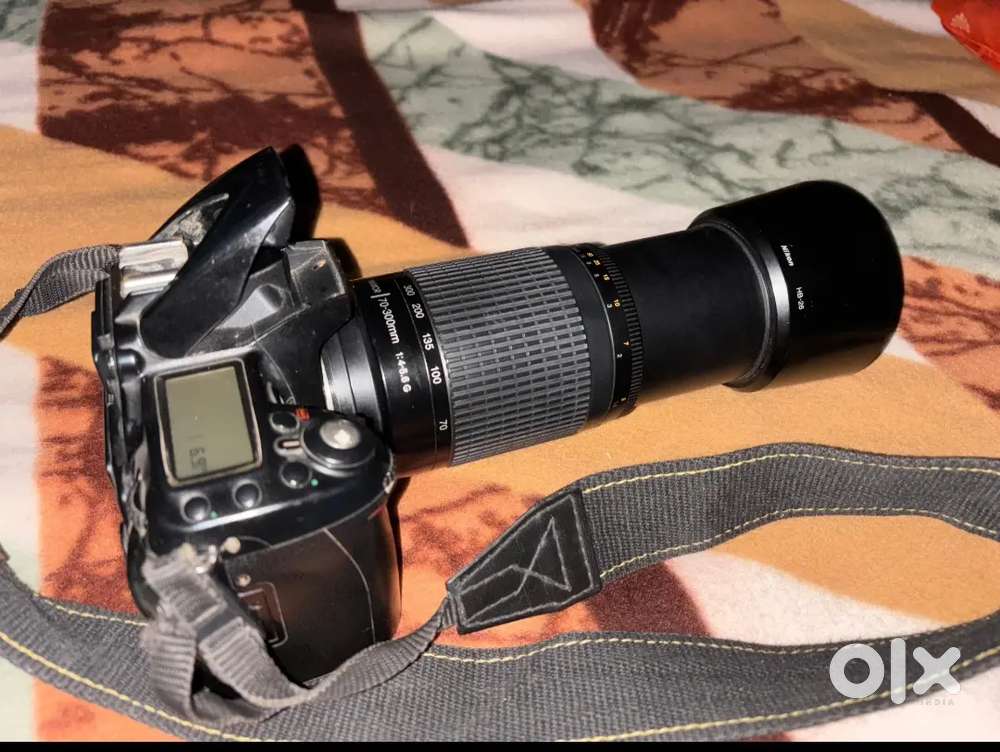 Nikon d90 camera urgent sale