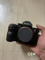 Sell Sony A7m3 (2/6 years),sony 85 mm 1.8,