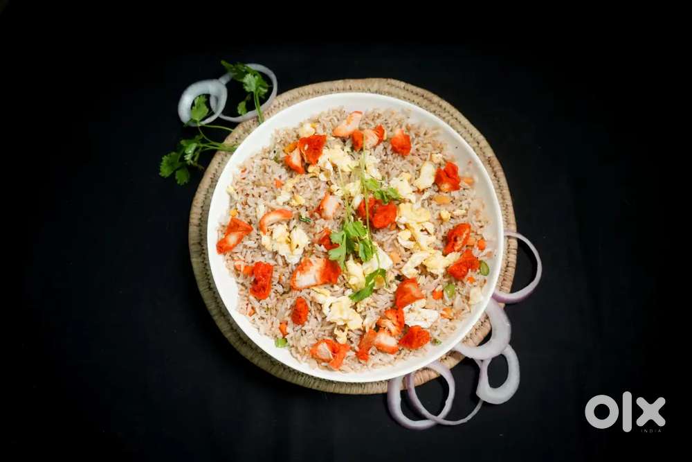 Dish plate cleaner for restaurant