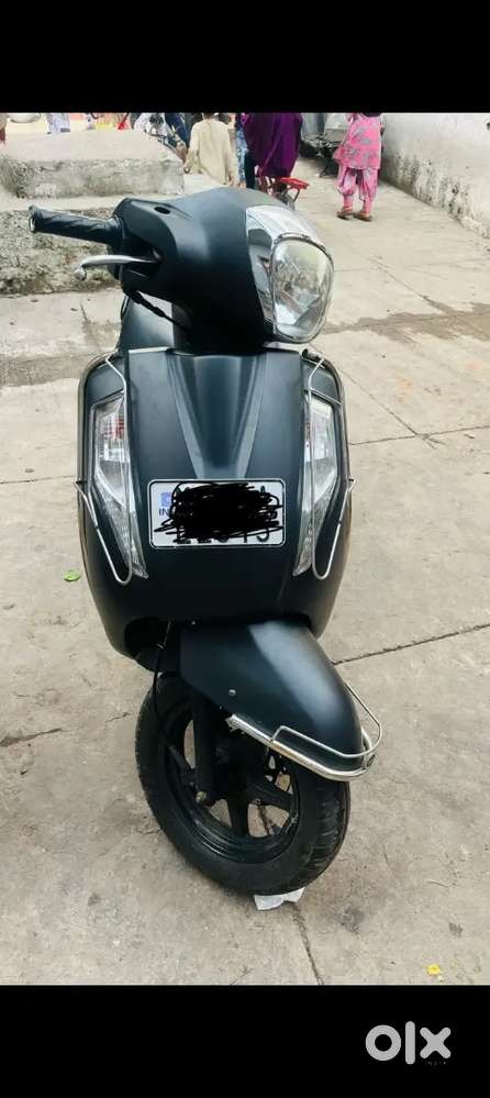 Fresh condition with all paper