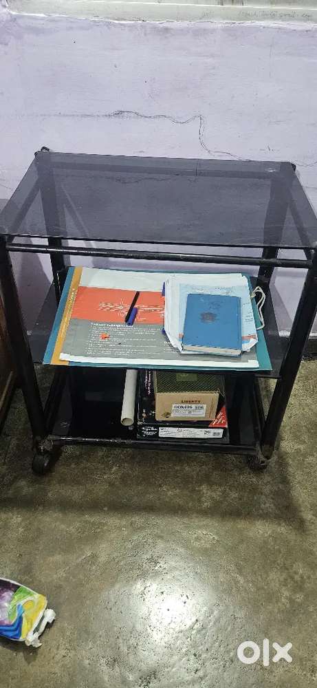 Showcase Table