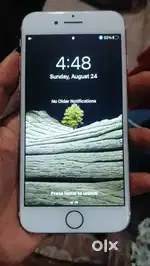 I phone 7  pink colour no scraches