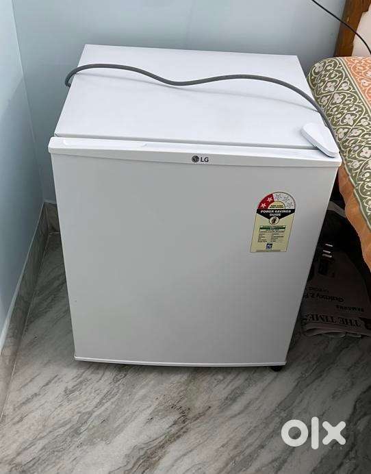 Lg mini Fridge 45ltr 1 year old