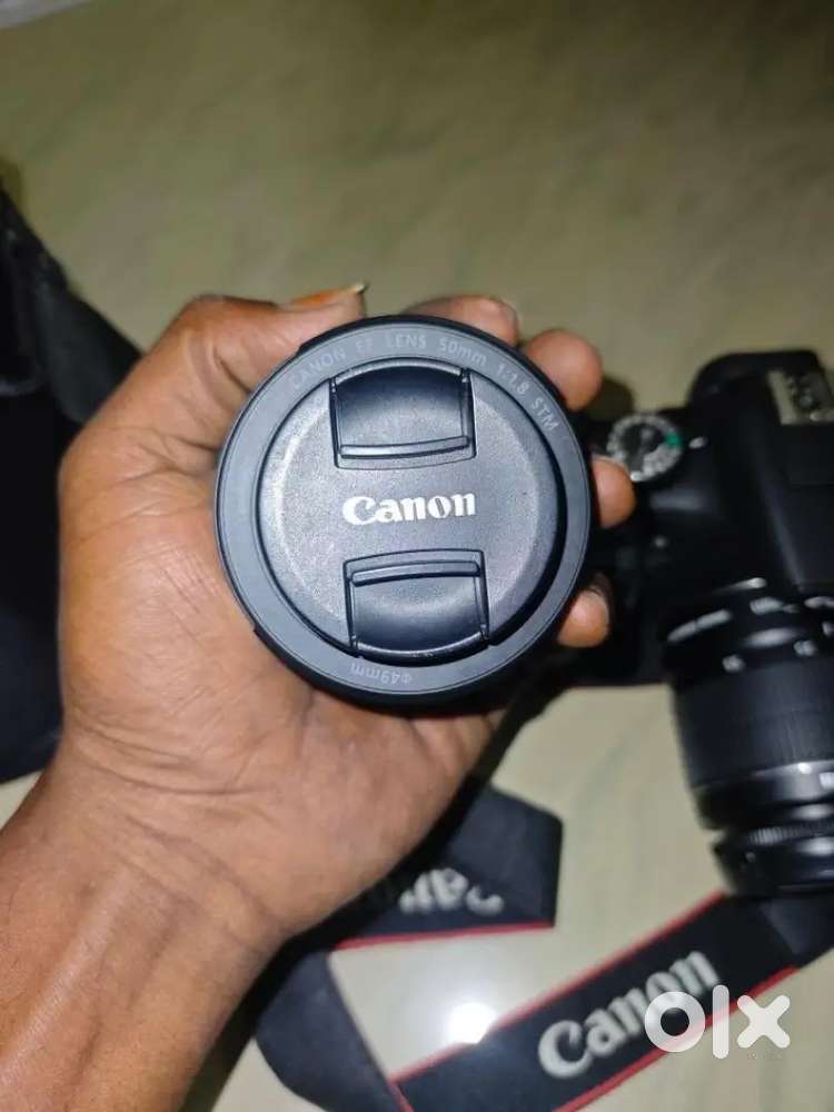 Canon camera DSRL 1500D