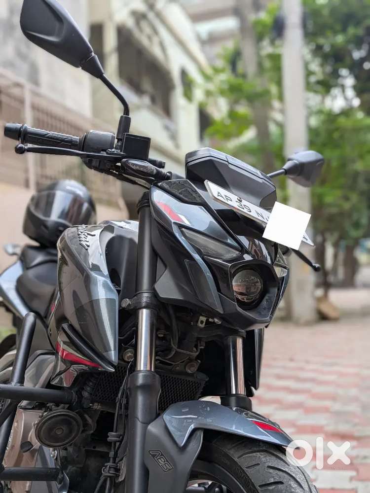 Bajaj N250  15k driven