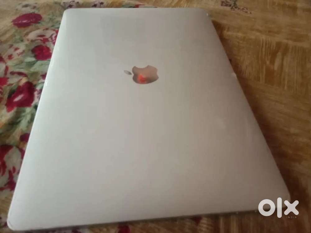 For Selling a 

MacBook Pro (2019 model  Features: 8GB RAM Touch Bar,