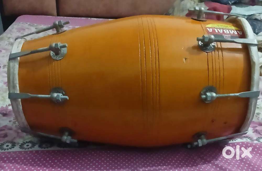 Medium size dholak