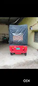Mahindra electric toto e rickshaw