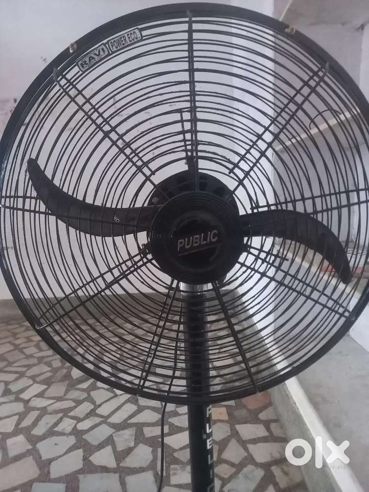 Table fan ravi company old 4 month pele