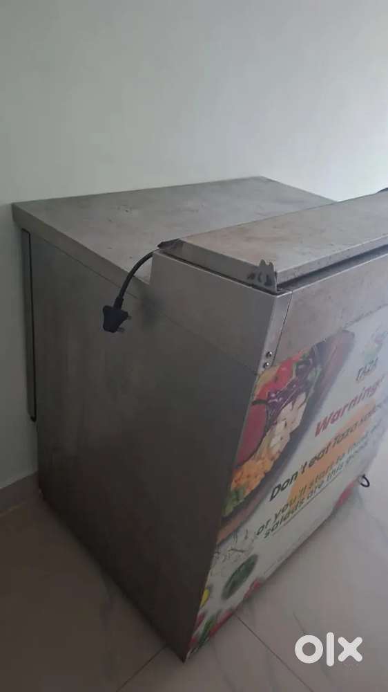 Under counter fridge