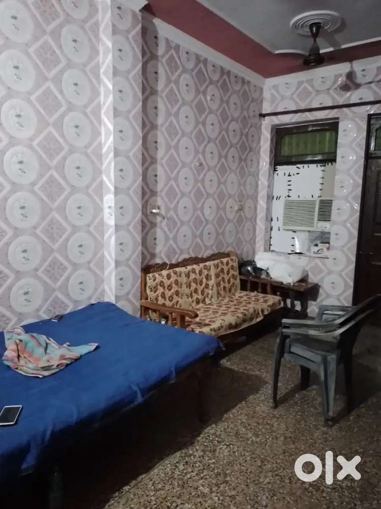 Mujhe aona ghar sell ketna hai