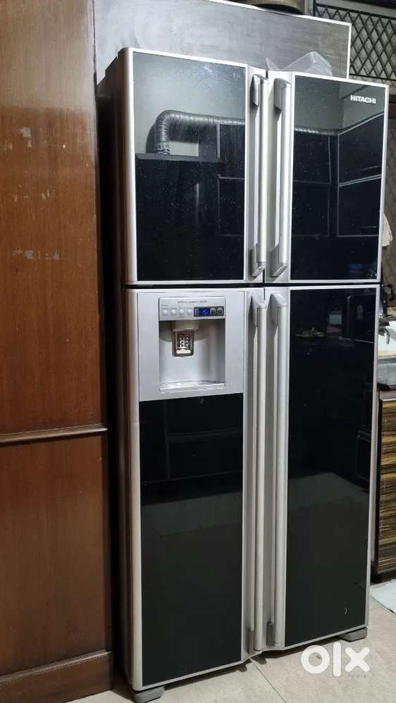 HITACHI double door fridge